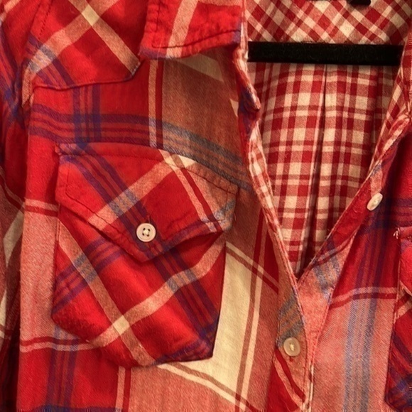 Bright festive red plaid Rails flannel - Picture 5 of 8